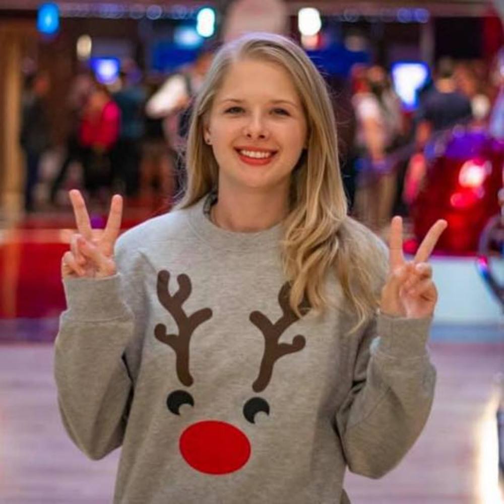 Meet your Posher, Julie